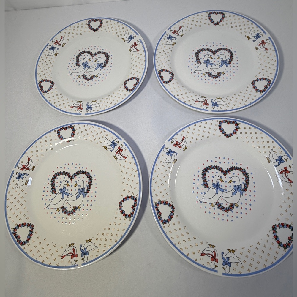 Vintage Geeseland Goose Plates Set of 4 Heart Floral Country Farmhouse 1999